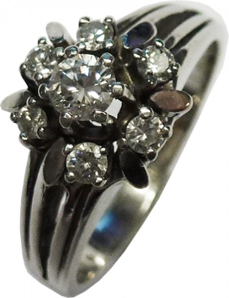 Ring in Weissgold 585/- mit 7 feinen Brillanten, großer Brillant 0,12ct, 6 kleine Brillanten je 0,03ct  Größe 16,7mm