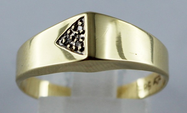 Ring, Gelbgold 585/- poliert,mit 3 Diamanten 8/8 W/P,  Groesse 19mm