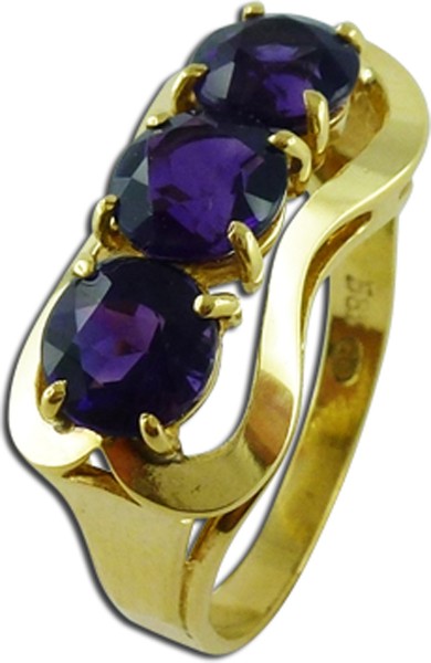 Ring, Gelbgold 585/-, poliert, 3 facettierte Amethyste, Ring ist aus den 70er Jahren