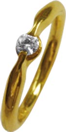 Ring aus hochwertigem Gelbgold 585/- besetzt mit einem edelsten, atemberaubenden Brillanten ca. 0,08 ct TW/SI, Größe 17,2 mm, Breite 3,48, Stärke 2,4, Gewicht 3,5 gr., poliert. Dieses Juwel ist von einzigartiger Schönheit und eine wahre Seltenheit. Ein wu