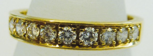 Märchenhafter Ring in Gold 585/- mit strahlenden Brillanten, Durchmesser 2mm, insg. 0,40ct W/SI, Ringgröße 17,2mm, Ringbreite 4mm. Ein edles Unikat in feinster Goldschmiedequalität – zu einem unschlagbar günstigen Preis bei Abramowicz – der Juwelier Ihres