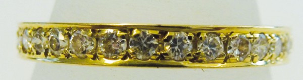 Märchenhafter Ring in Gold 585/- mit strahlenden Brillanten rundrum gefasst, Durchmesser 2mm, insg. 0,64ct W/SI, Ringgröße 17,8mm, Ringbreite 3mm. Ein edles Unikat in feinster Goldschmiedequalität – zu einem unschlagbar günstigen Preis bei Abramowicz – de